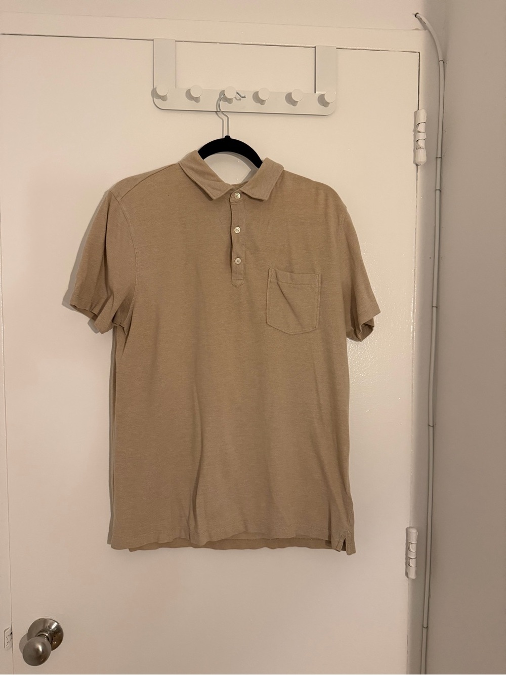 Banana Republic Men's Classic Polo Shirt with Pocket - Beige